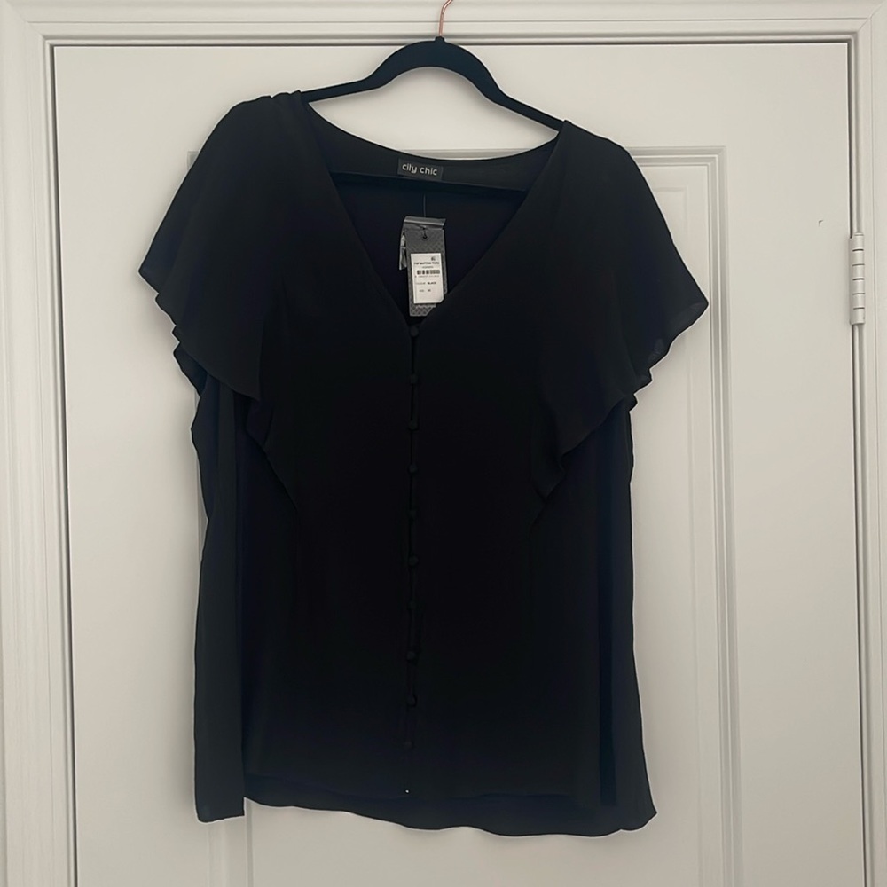 New City Chic Black Top